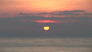 sunrise-over-cancun