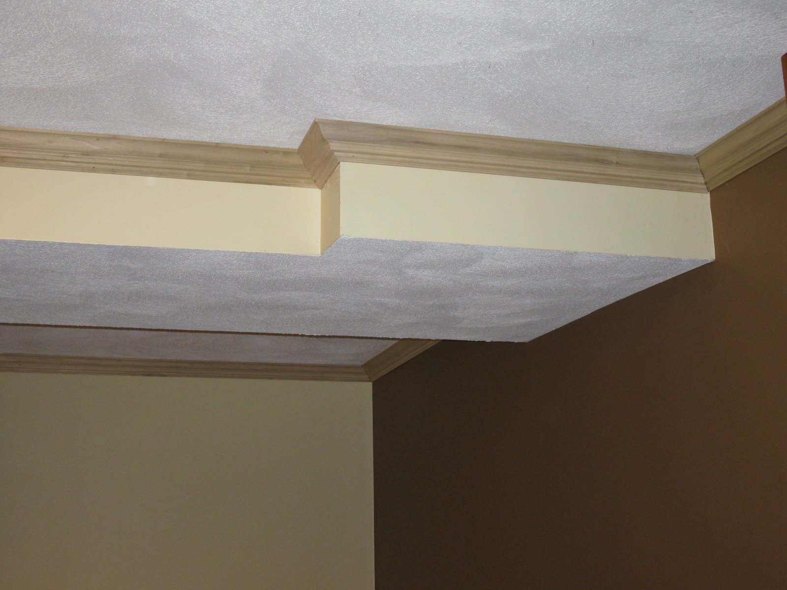 Crown Molding to Hide Speaker Wires. On a Budget. – The Joy of